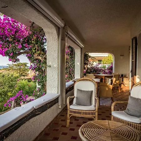 Mercedes The Choice Guest house Siniscola
